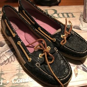 Sperry Black & Gold shoes!